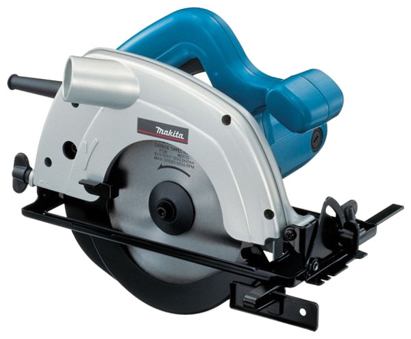 Дисковая пила Makita 5604R